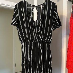 Target Xhilaration brand black/white ROMPER (size M)